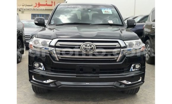 Acheter Import Voiture Toyota Land Cruiser Noir à Import - Dubai, Maseru Acheter Import Voiture Toyota Land Cruiser Noir à Import - Dubai, Maseru