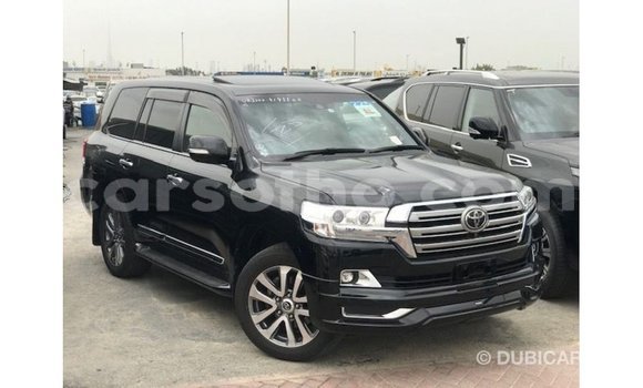 Acheter Import Voiture Toyota Land Cruiser Noir à Import - Dubai, Maseru Acheter Import Voiture Toyota Land Cruiser Noir à Import - Dubai, Maseru