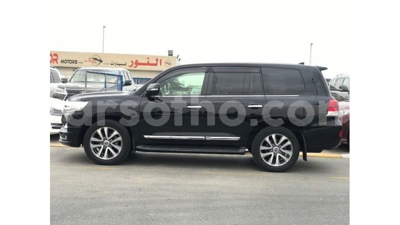 Big with watermark toyota land cruiser maseru import dubai 18892