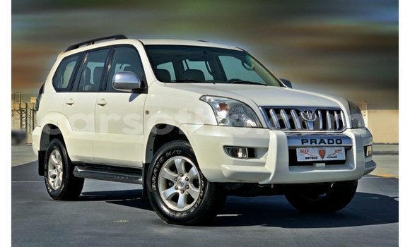 Sayi Imported Toyota Prado White Mota in Import - Dubai a Maseru Sayi Imported Toyota Prado White Mota in Import - Dubai a Maseru