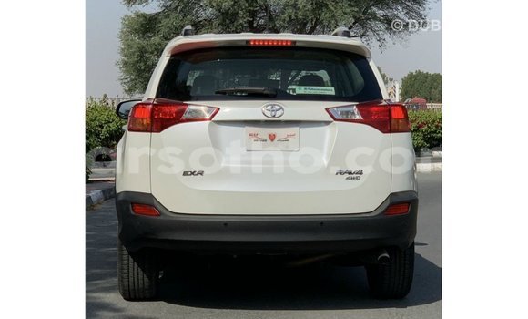 Sayi Imported Toyota 4Runner White Mota in Import - Dubai a Maseru Sayi Imported Toyota 4Runner White Mota in Import - Dubai a Maseru