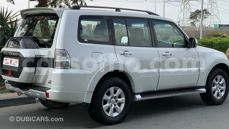 Big with watermark mitsubishi pajero maseru import dubai 18903