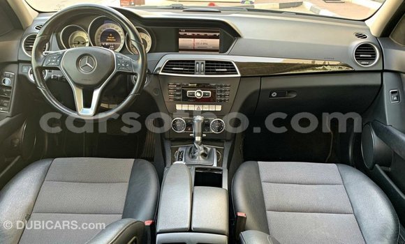 Buy Import Mercedes-Benz 200 Blue Car in Import - Dubai in Maseru Buy Import Mercedes-Benz 200 Blue Car in Import - Dubai in Maseru