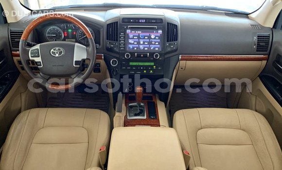 Buy Import Toyota Land Cruiser Black Car in Import - Dubai in Maseru Buy Import Toyota Land Cruiser Black Car in Import - Dubai in Maseru