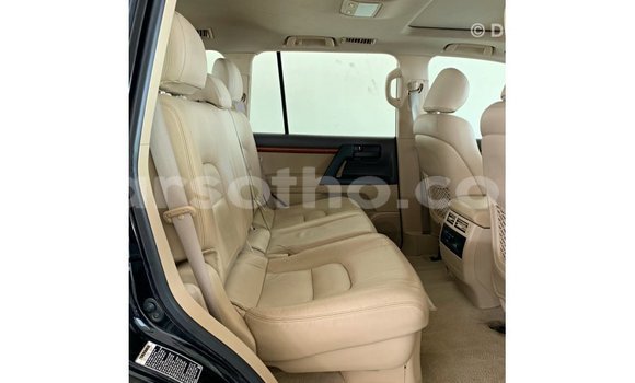 Buy Import Toyota Land Cruiser Black Car in Import - Dubai in Maseru Buy Import Toyota Land Cruiser Black Car in Import - Dubai in Maseru