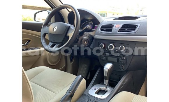 Buy Import Renault Fluence White Car in Import - Dubai in Maseru Buy Import Renault Fluence White Car in Import - Dubai in Maseru