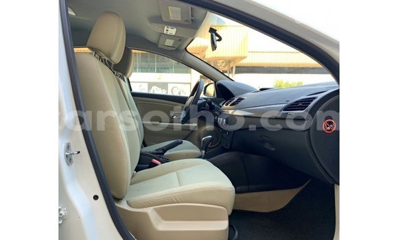 Buy Import Renault Fluence White Car in Import - Dubai in Maseru Buy Import Renault Fluence White Car in Import - Dubai in Maseru