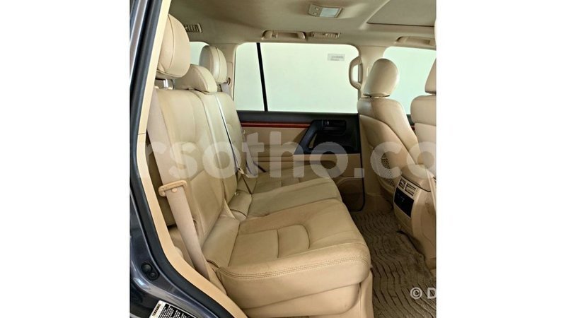 Big with watermark toyota land cruiser maseru import dubai 18919