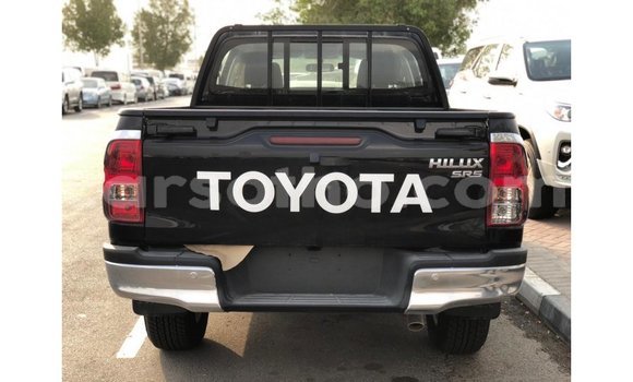Sayi Imported Toyota Hilux Black Mota in Import - Dubai a Maseru Sayi Imported Toyota Hilux Black Mota in Import - Dubai a Maseru