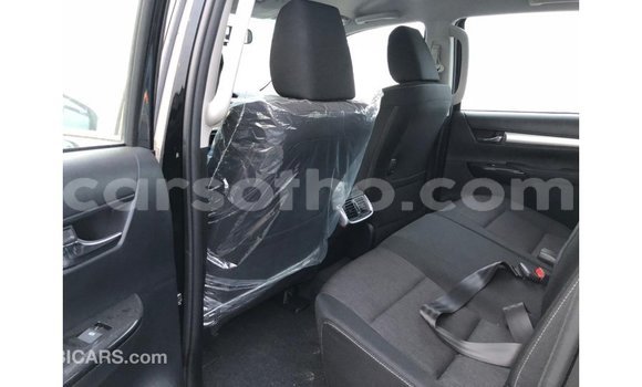 Sayi Imported Toyota Hilux Black Mota in Import - Dubai a Maseru Sayi Imported Toyota Hilux Black Mota in Import - Dubai a Maseru