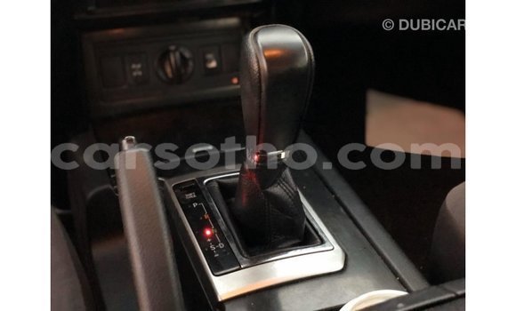 Sayi Imported Toyota Prado White Mota in Import - Dubai a Maseru Sayi Imported Toyota Prado White Mota in Import - Dubai a Maseru