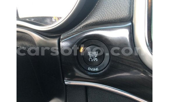 Sayi Imported Jeep Grand Cherokee Black Mota in Import - Dubai a Maseru Sayi Imported Jeep Grand Cherokee Black Mota in Import - Dubai a Maseru