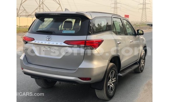 Sayi Imported Toyota Fortuner Other Mota in Import - Dubai a Maseru Sayi Imported Toyota Fortuner Other Mota in Import - Dubai a Maseru