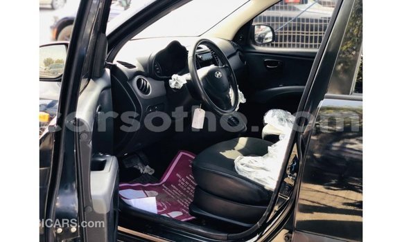 Sayi Imported Hyundai i10 Black Mota in Import - Dubai a Maseru Sayi Imported Hyundai i10 Black Mota in Import - Dubai a Maseru