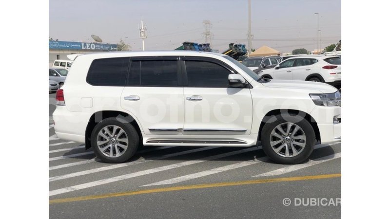 Big with watermark toyota land cruiser maseru import dubai 18944