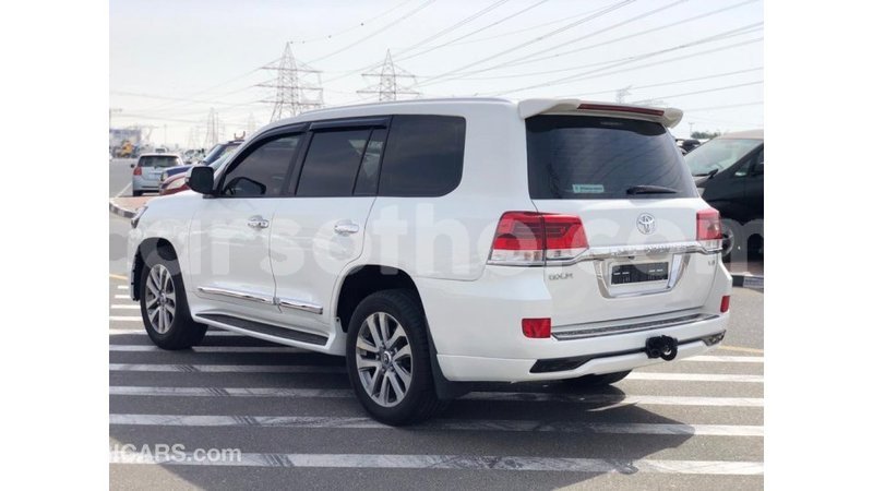 Big with watermark toyota land cruiser maseru import dubai 18944