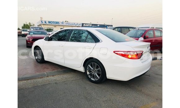 Sayi Imported Toyota Camry White Mota in Import - Dubai a Maseru Sayi Imported Toyota Camry White Mota in Import - Dubai a Maseru