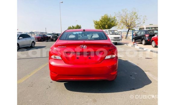 Acheter Import Voiture Hyundai Accent Rouge à Import - Dubai, Maseru Acheter Import Voiture Hyundai Accent Rouge à Import - Dubai, Maseru