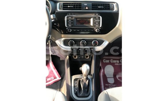Acheter Import Voiture Kia Rio Autre à Import - Dubai, Maseru Acheter Import Voiture Kia Rio Autre à Import - Dubai, Maseru