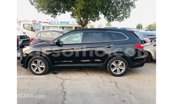 Sayi Imported Hyundai Santa Fe Black Mota in Import - Dubai a Maseru Sayi Imported Hyundai Santa Fe Black Mota in Import - Dubai a Maseru