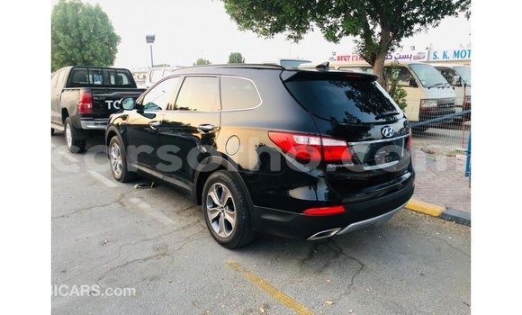 Sayi Imported Hyundai Santa Fe Black Mota in Import - Dubai a Maseru Sayi Imported Hyundai Santa Fe Black Mota in Import - Dubai a Maseru