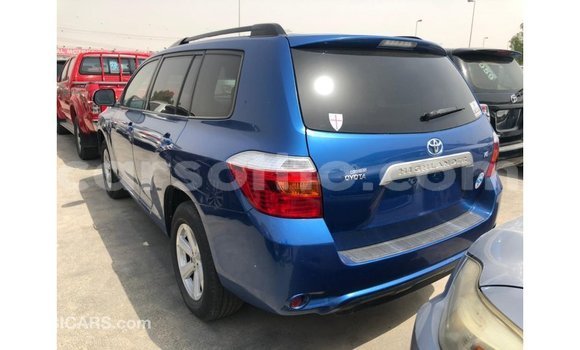 Acheter Import Voiture Toyota Highlander Bleu à Import - Dubai, Maseru Acheter Import Voiture Toyota Highlander Bleu à Import - Dubai, Maseru