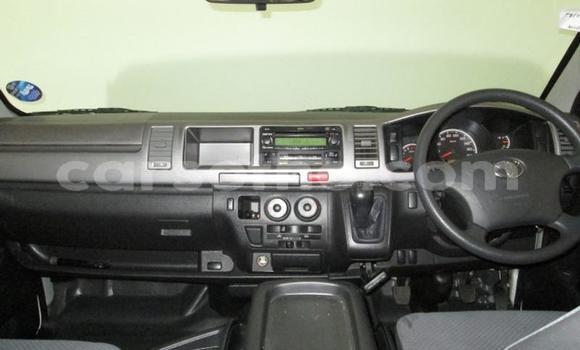 اشتري مستعمل Toyota Hiace White سيارة في Maseru في Maseru اشتري مستعمل Toyota Hiace White سيارة في Maseru في Maseru