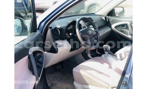 Acheter Import Voiture Toyota 4Runner Bleu à Import - Dubai, Maseru Acheter Import Voiture Toyota 4Runner Bleu à Import - Dubai, Maseru