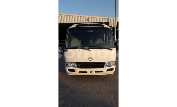 Acheter Import Voiture Toyota Coaster Blanc à Import - Dubai, Maseru Acheter Import Voiture Toyota Coaster Blanc à Import - Dubai, Maseru