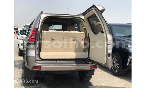 اشتري Imported Toyota Prado Brown سيارة في Import - Dubai في Maseru اشتري Imported Toyota Prado Brown سيارة في Import - Dubai في Maseru