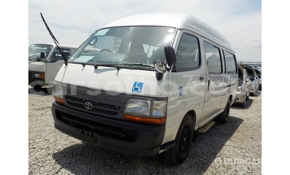 اشتري Imported Toyota Hiace White سيارة في Import - Dubai في Maseru اشتري Imported Toyota Hiace White سيارة في Import - Dubai في Maseru