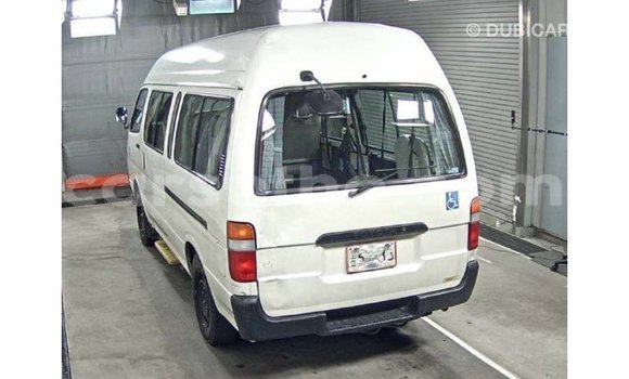 اشتري Imported Toyota Hiace White سيارة في Import - Dubai في Maseru اشتري Imported Toyota Hiace White سيارة في Import - Dubai في Maseru