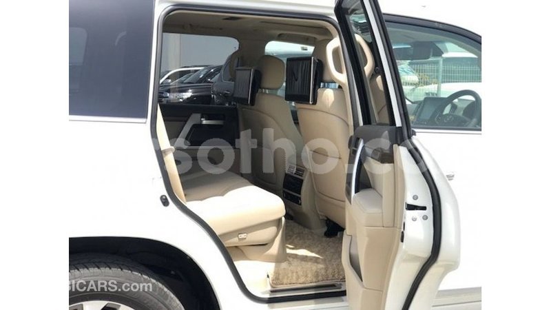 Big with watermark toyota land cruiser maseru import dubai 18977