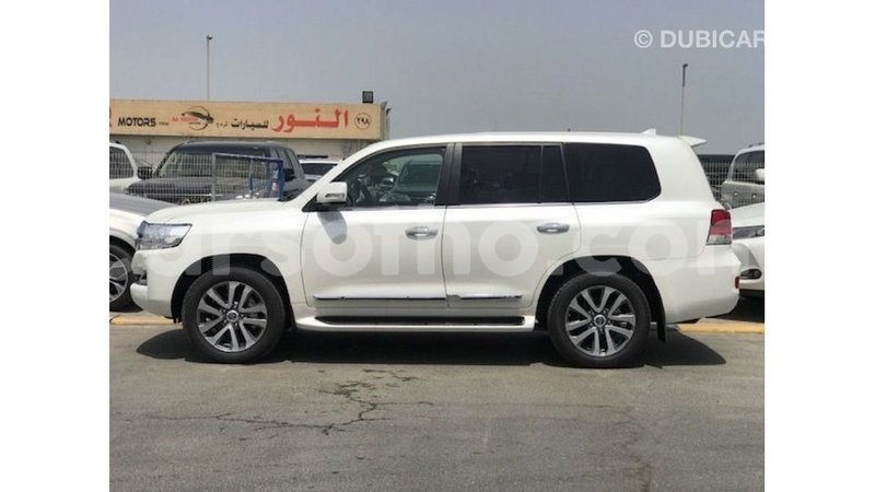 Big with watermark toyota land cruiser maseru import dubai 18977