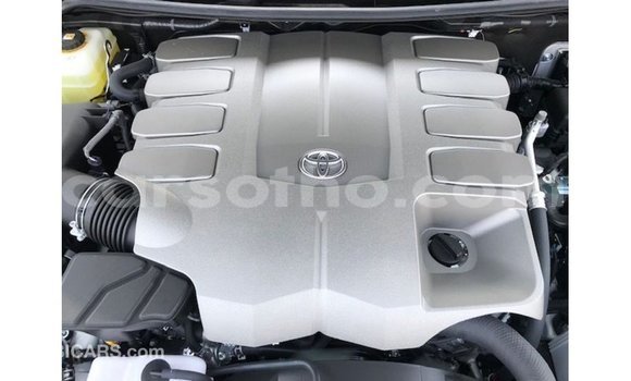 Buy Import Toyota Land Cruiser White Car in Import - Dubai in Maseru Buy Import Toyota Land Cruiser White Car in Import - Dubai in Maseru