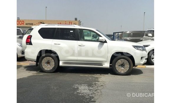 Sayi Imported Toyota Prado White Mota in Import - Dubai a Maseru Sayi Imported Toyota Prado White Mota in Import - Dubai a Maseru