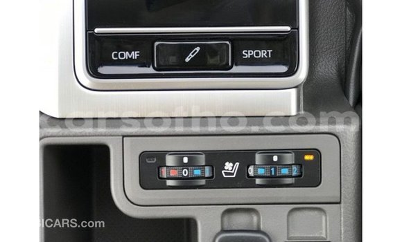 Sayi Imported Toyota Prado White Mota in Import - Dubai a Maseru Sayi Imported Toyota Prado White Mota in Import - Dubai a Maseru
