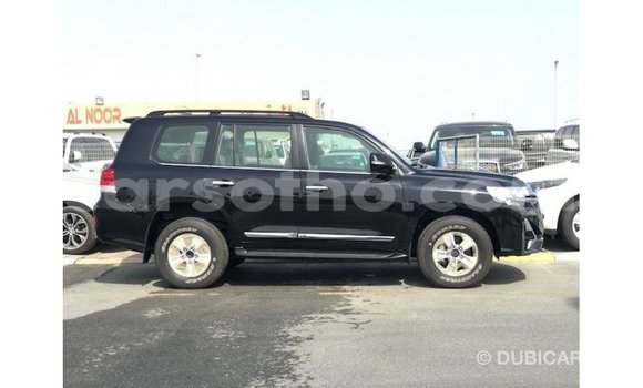 اشتري Imported Toyota Land Cruiser Black سيارة في Import - Dubai في Maseru اشتري Imported Toyota Land Cruiser Black سيارة في Import - Dubai في Maseru