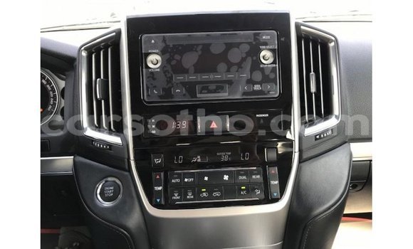 اشتري Imported Toyota Land Cruiser Black سيارة في Import - Dubai في Maseru اشتري Imported Toyota Land Cruiser Black سيارة في Import - Dubai في Maseru