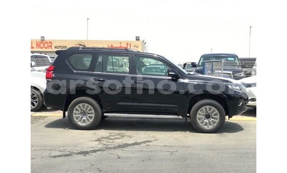 Sayi Imported Toyota Prado Black Mota in Import - Dubai a Maseru Sayi Imported Toyota Prado Black Mota in Import - Dubai a Maseru