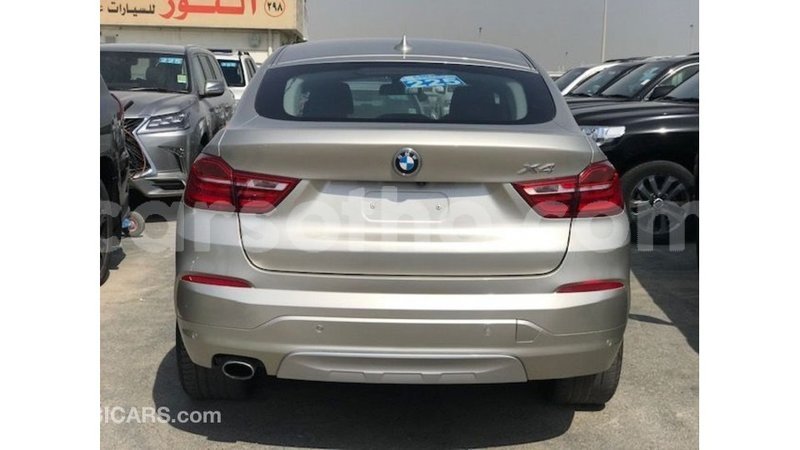 Big with watermark bmw x4 maseru import dubai 18984