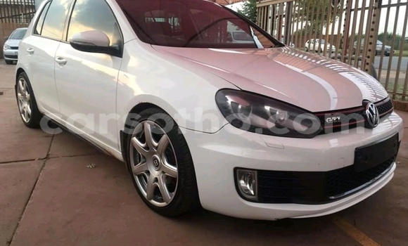 Buy Used Volkswagen Golf GTI White Car in Butha–Buthe in Thaba-Tseka Buy Used Volkswagen Golf GTI White Car in Butha–Buthe in Thaba-Tseka
