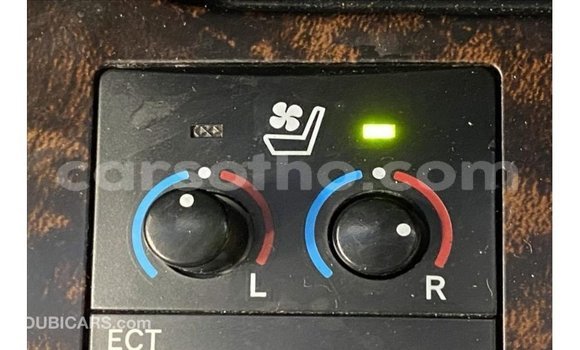 اشتري Imported Toyota Land Cruiser Black سيارة في Import - Dubai في Maseru اشتري Imported Toyota Land Cruiser Black سيارة في Import - Dubai في Maseru