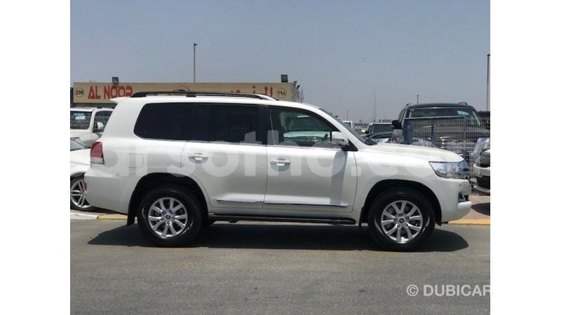 Big with watermark toyota land cruiser maseru import dubai 18989