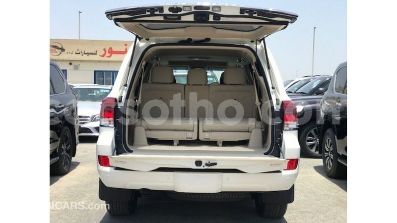 Big with watermark toyota land cruiser maseru import dubai 18989