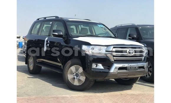 Acheter Import Voiture Toyota Land Cruiser Noir à Import - Dubai, Maseru Acheter Import Voiture Toyota Land Cruiser Noir à Import - Dubai, Maseru