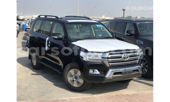 Acheter Import Voiture Toyota Land Cruiser Noir à Import - Dubai, Maseru Acheter Import Voiture Toyota Land Cruiser Noir à Import - Dubai, Maseru