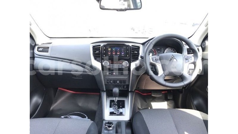 Big with watermark mitsubishi i maseru import dubai 18991