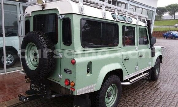 Acheter Occasion Voiture Land Rover Defender Vert à Maputsoa, Leribe Acheter Occasion Voiture Land Rover Defender Vert à Maputsoa, Leribe