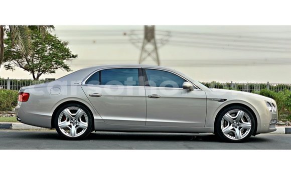 Buy Import Bentley Flying Spur Other Car in Import - Dubai in Maseru Buy Import Bentley Flying Spur Other Car in Import - Dubai in Maseru